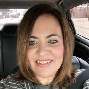 Meet your Posher, Dana